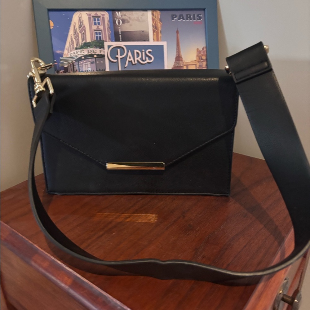 Elegant Black Women's Bag
